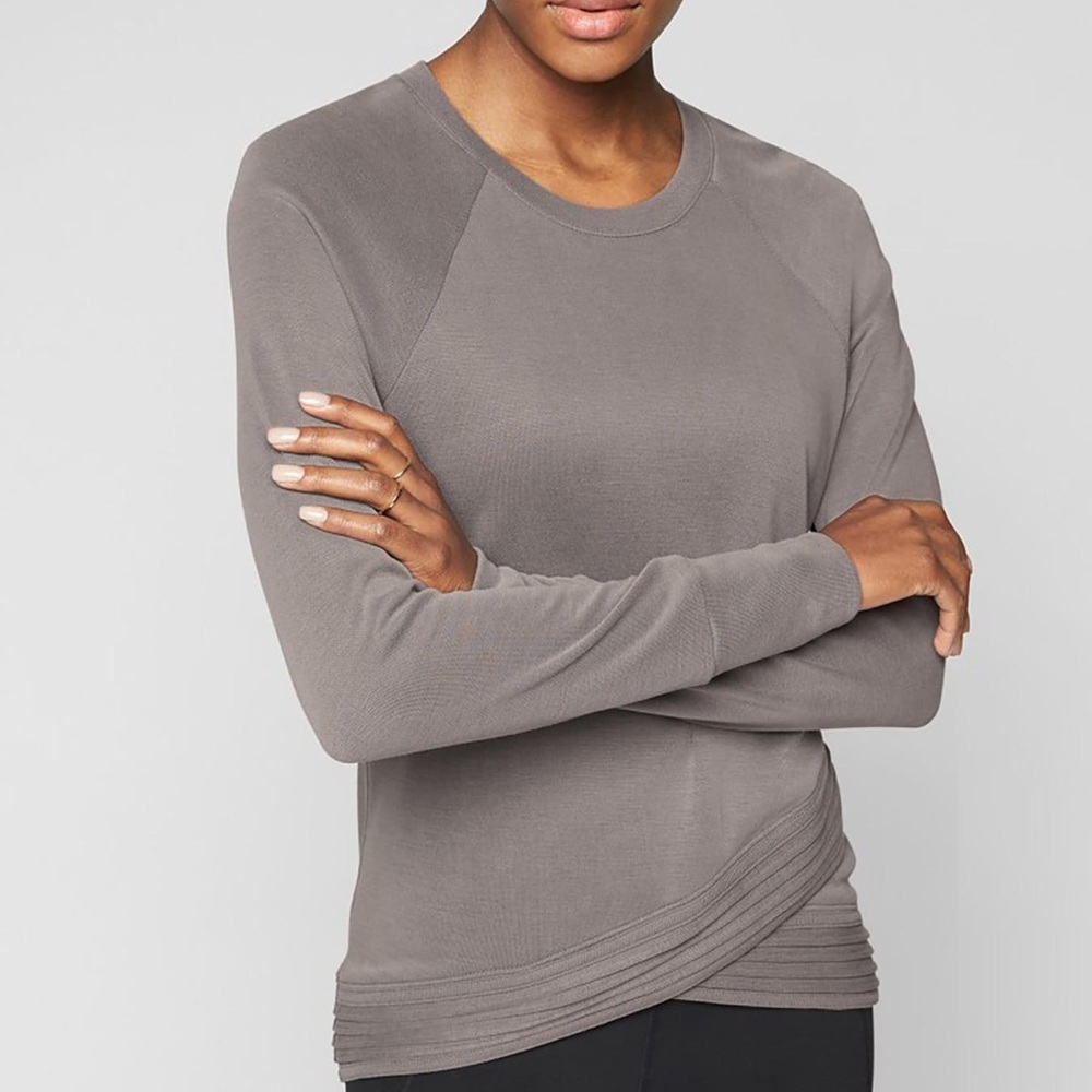 Athleta Serenity Criss Cross sweatshirt in grey